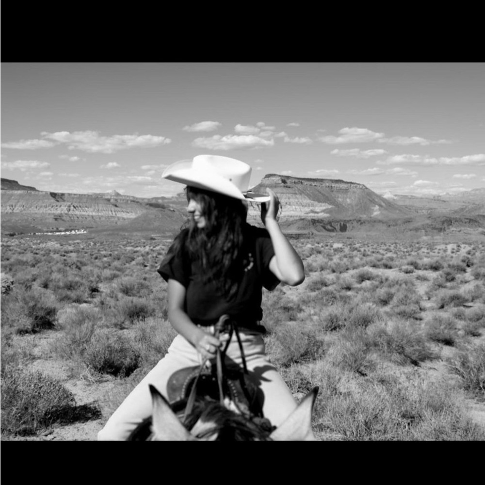 Meet your Posher, Josie